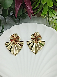 Kararmaz Çelik küpe