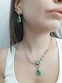 Yeşil taşlı takım set