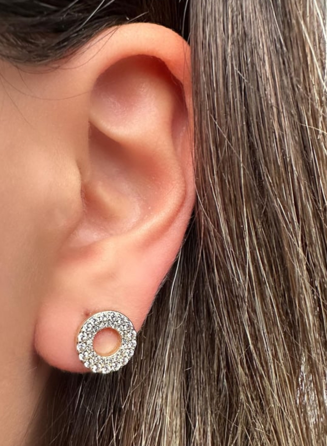 Kararması Çelik taşlı küpe