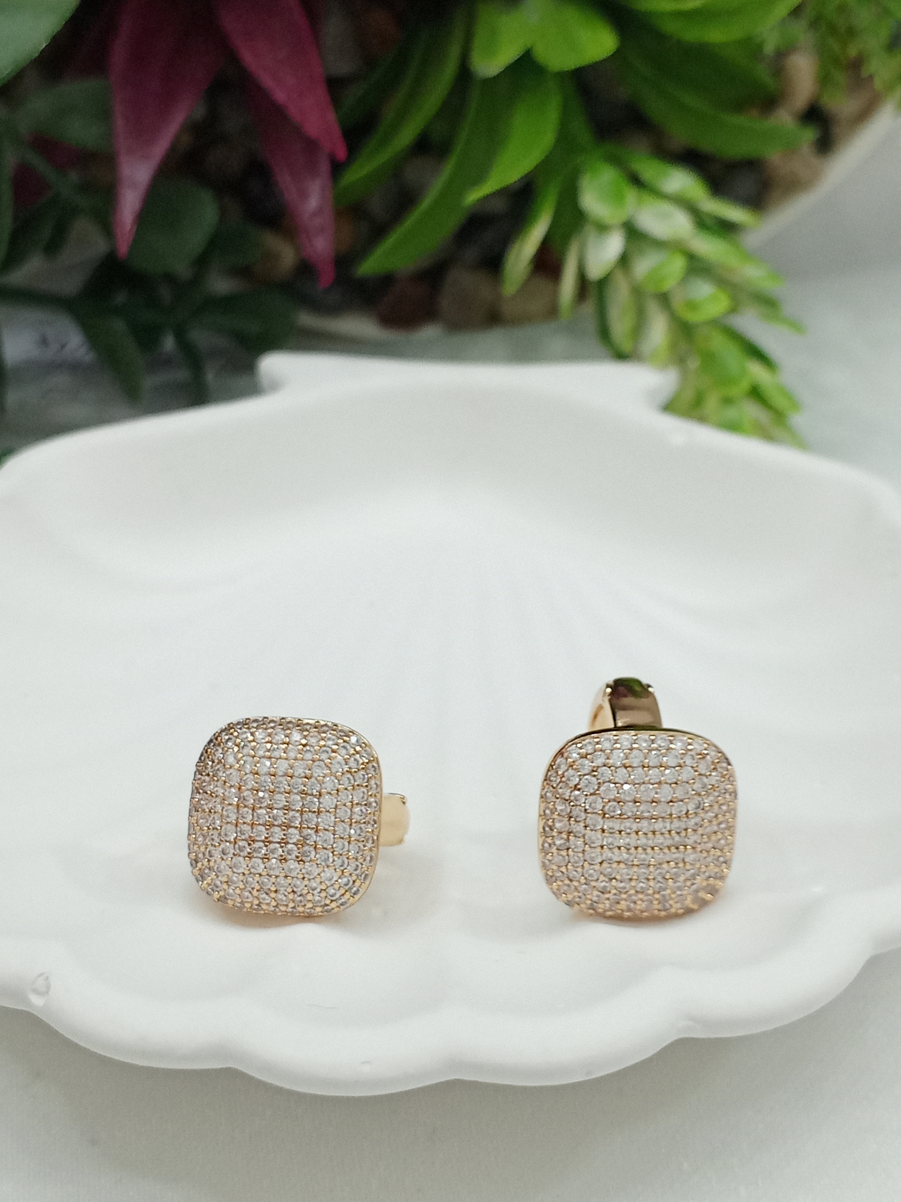 Kararmaz Çelik küpe