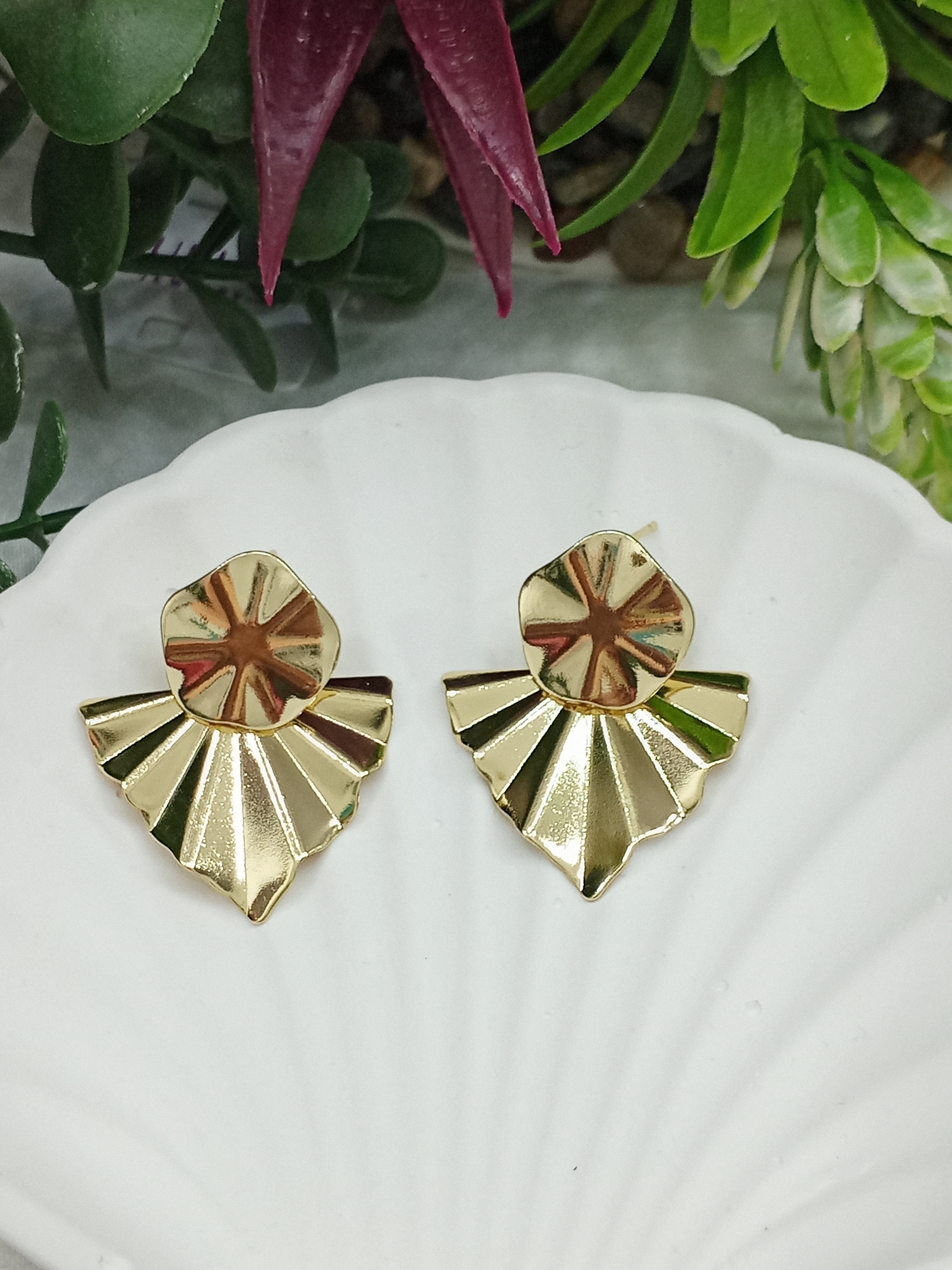 Kararmaz Çelik küpe