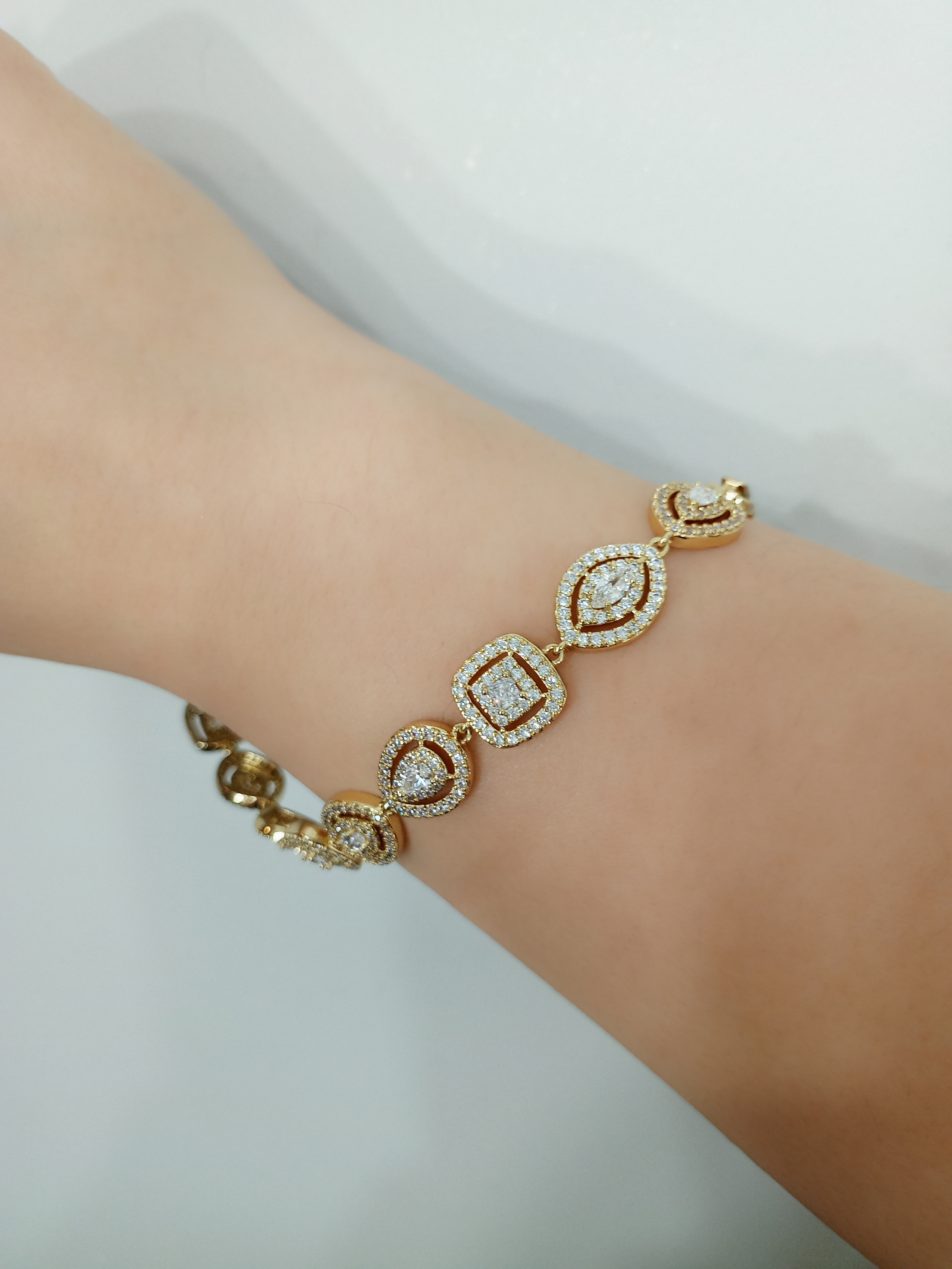 KararmazTaşlı bileklik